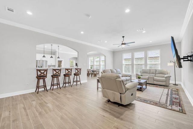 77 Constellation Avenue, Freeport, FL 32439