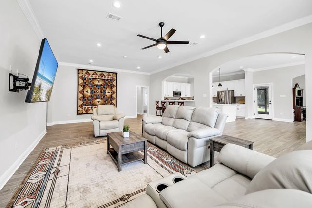 77 Constellation Avenue, Freeport, FL 32439