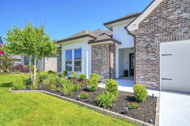 77 Constellation Avenue, Freeport, FL 32439