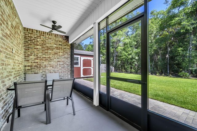 77 Constellation Avenue, Freeport, FL 32439