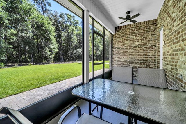 77 Constellation Avenue, Freeport, FL 32439
