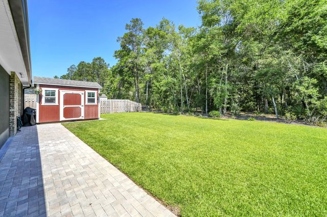 77 Constellation Avenue, Freeport, FL 32439