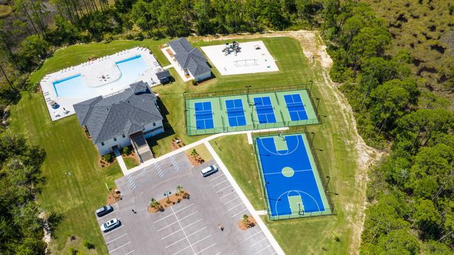 77 Constellation Avenue, Freeport, FL 32439