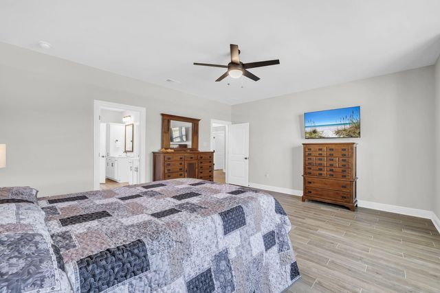 77 Constellation Avenue, Freeport, FL 32439