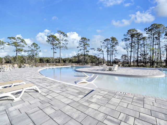 77 Constellation Avenue, Freeport, FL 32439