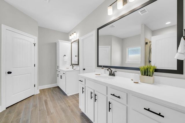 77 Constellation Avenue, Freeport, FL 32439