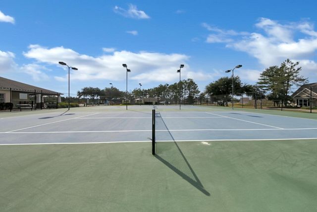 77 Constellation Avenue, Freeport, FL 32439