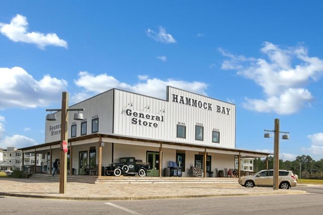 77 Constellation Avenue, Freeport, FL 32439