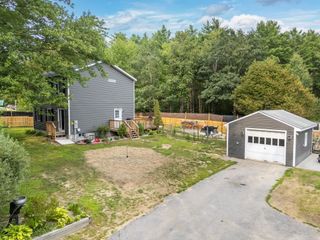 15 Dodge Hill Road, Bennington, NH 03442
