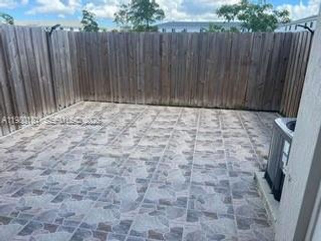 1226 NW 3rd Ln 1226, Florida City, FL 33034