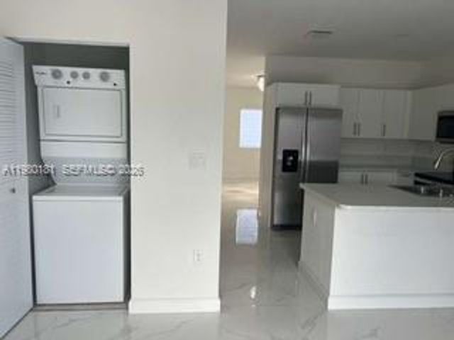 1226 NW 3rd Ln 1226, Florida City, FL 33034