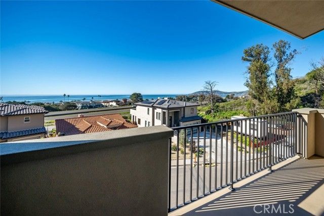 2734 Barcelona Street, Pismo Beach, CA 93449
