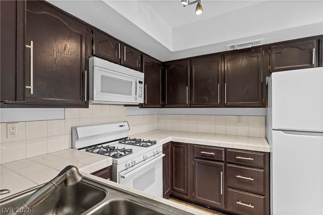 4068 Crete Lane A, Las Vegas, NV 89103