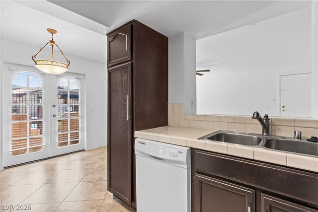 4068 Crete Lane A, Las Vegas, NV 89103