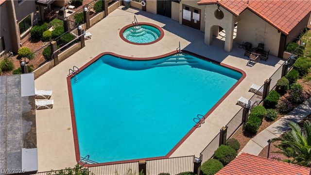 4068 Crete Lane A, Las Vegas, NV 89103