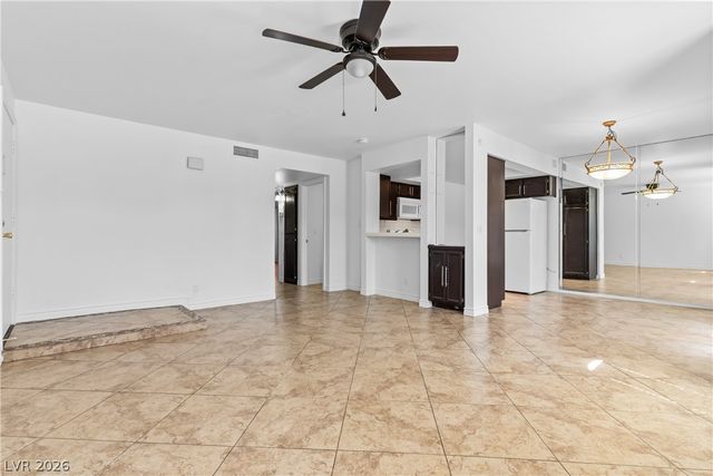 4068 Crete Lane A, Las Vegas, NV 89103