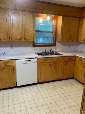 600 Patton Drive, North Crossett, AR 71635