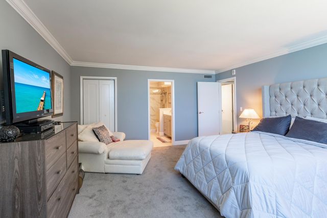 5440 N Ocean Drive 804, Singer Island, FL 33404