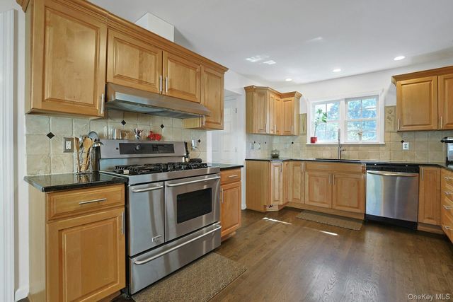 75 Franklin Avenue, Valhalla, NY 10595