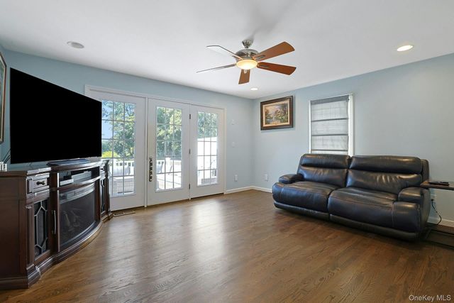 75 Franklin Avenue, Valhalla, NY 10595