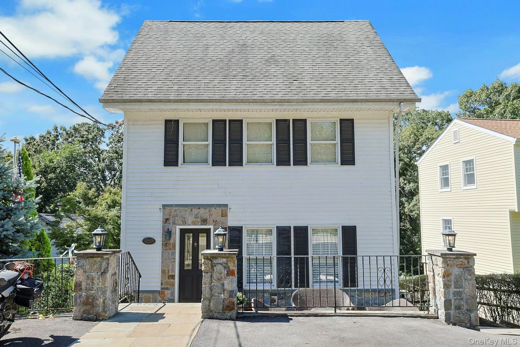 75 Franklin Avenue, Valhalla, NY 10595 — exterior