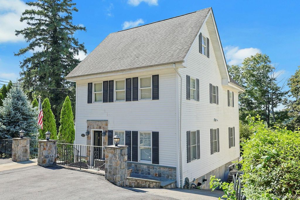 75 Franklin Avenue, Valhalla, NY 10595 — photo 3