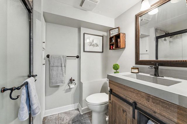 228 W Joliet Road, Valparaiso, IN 46385