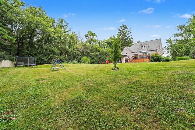 228 W Joliet Road, Valparaiso, IN 46385