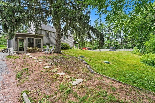 228 W Joliet Road, Valparaiso, IN 46385