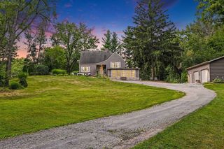 228 W Joliet Road, Valparaiso, IN 46385