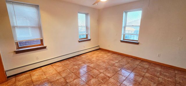 186 Webster 3, Boston, MA 02128
