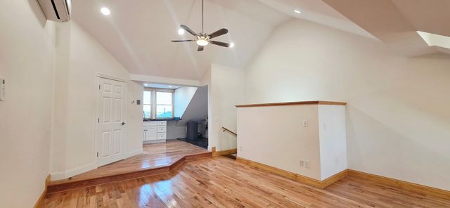 186 Webster 3, Boston, MA 02128