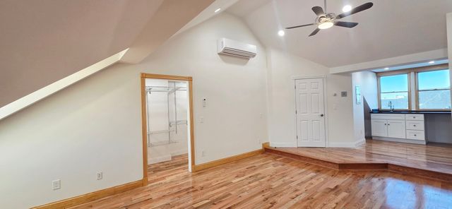 186 Webster 3, Boston, MA 02128