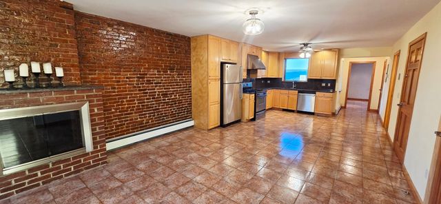 186 Webster 3, Boston, MA 02128