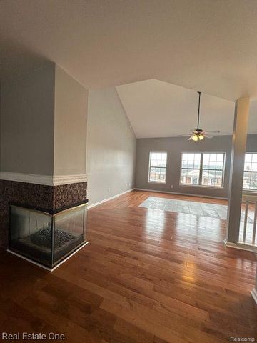 4240 MAPLE Street, Dearborn, MI 48126