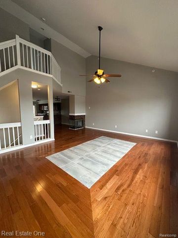 4240 MAPLE Street, Dearborn, MI 48126