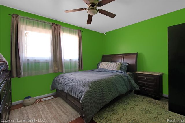 11808 McKinley Drive, Warren, MI 48089