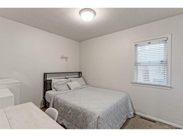 1536 S Meade St, Denver, CO 80219
