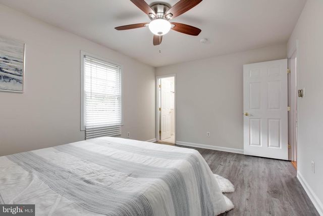 6114 CAMELBACK LN, Columbia, MD 21045