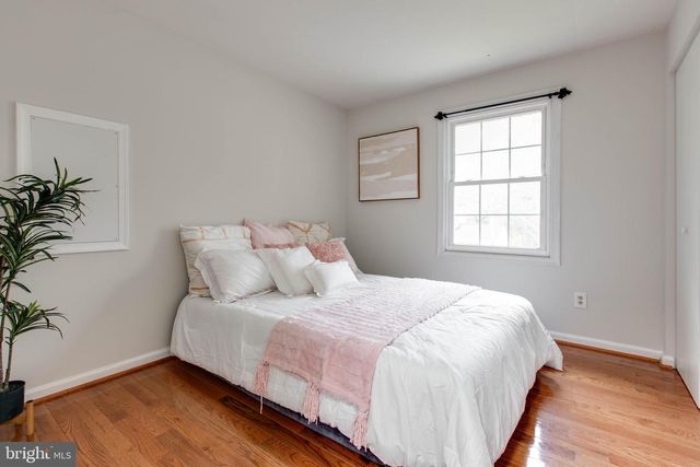 6114 CAMELBACK LN, Columbia, MD 21045