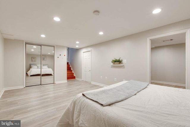 6114 CAMELBACK LN, Columbia, MD 21045