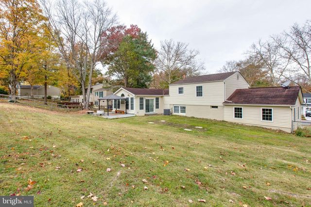 6114 CAMELBACK LN, Columbia, MD 21045