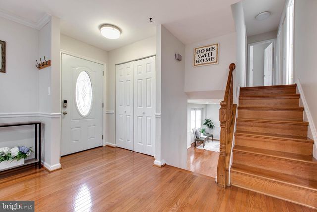 6114 CAMELBACK LN, Columbia, MD 21045