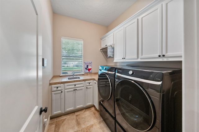 32707 Westwood Square East Drive, Magnolia, TX 77354