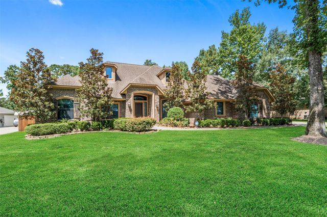 32707 Westwood Square East Drive, Magnolia, TX 77354