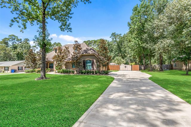 32707 Westwood Square East Drive, Magnolia, TX 77354