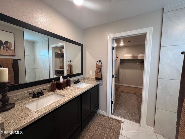 10701 Michael Irvin Street, El Paso, TX 79924