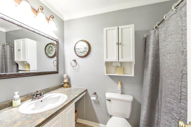 214 Everette Drive, Houma, LA 70364