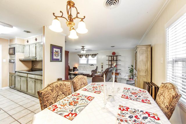 214 Everette Drive, Houma, LA 70364
