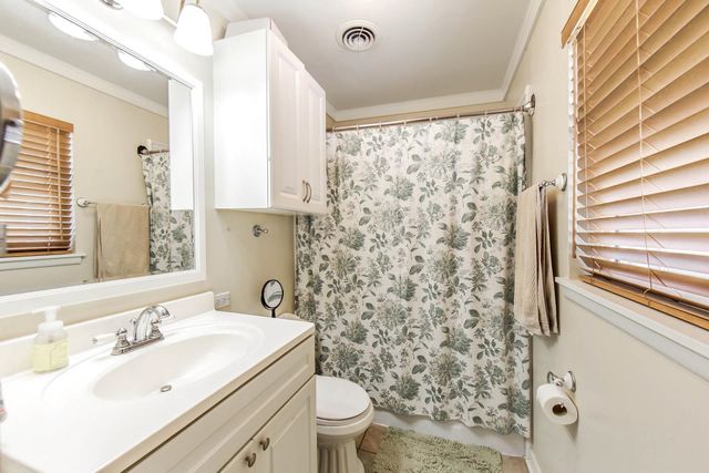 214 Everette Drive, Houma, LA 70364